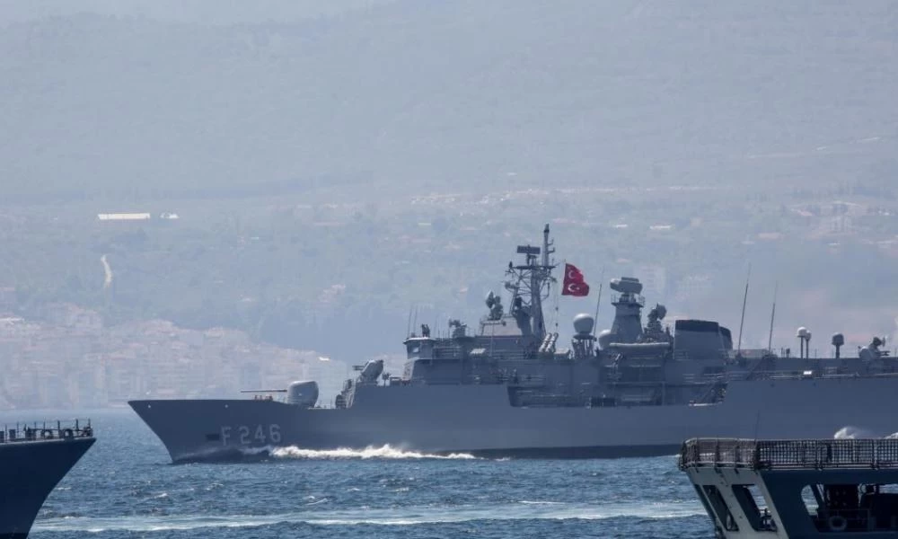 Oruç Reis και τουρκική προπαγάνδα - Τα ψέματα της επακούμβησης της φρεγάτας Λήμνος